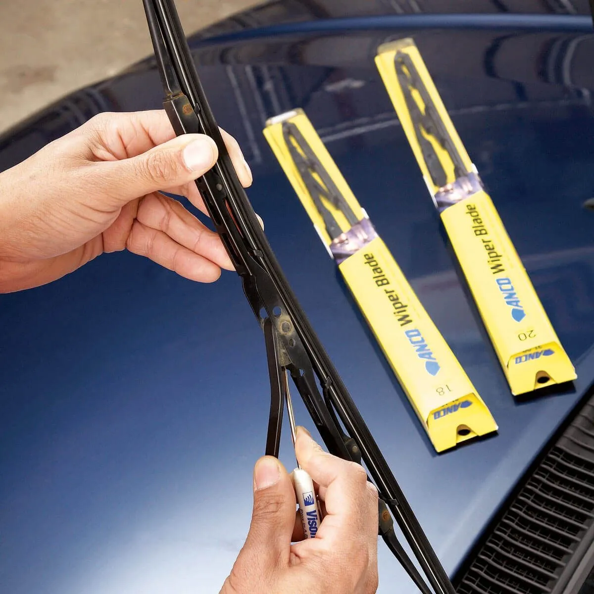 Replacing wiper blades